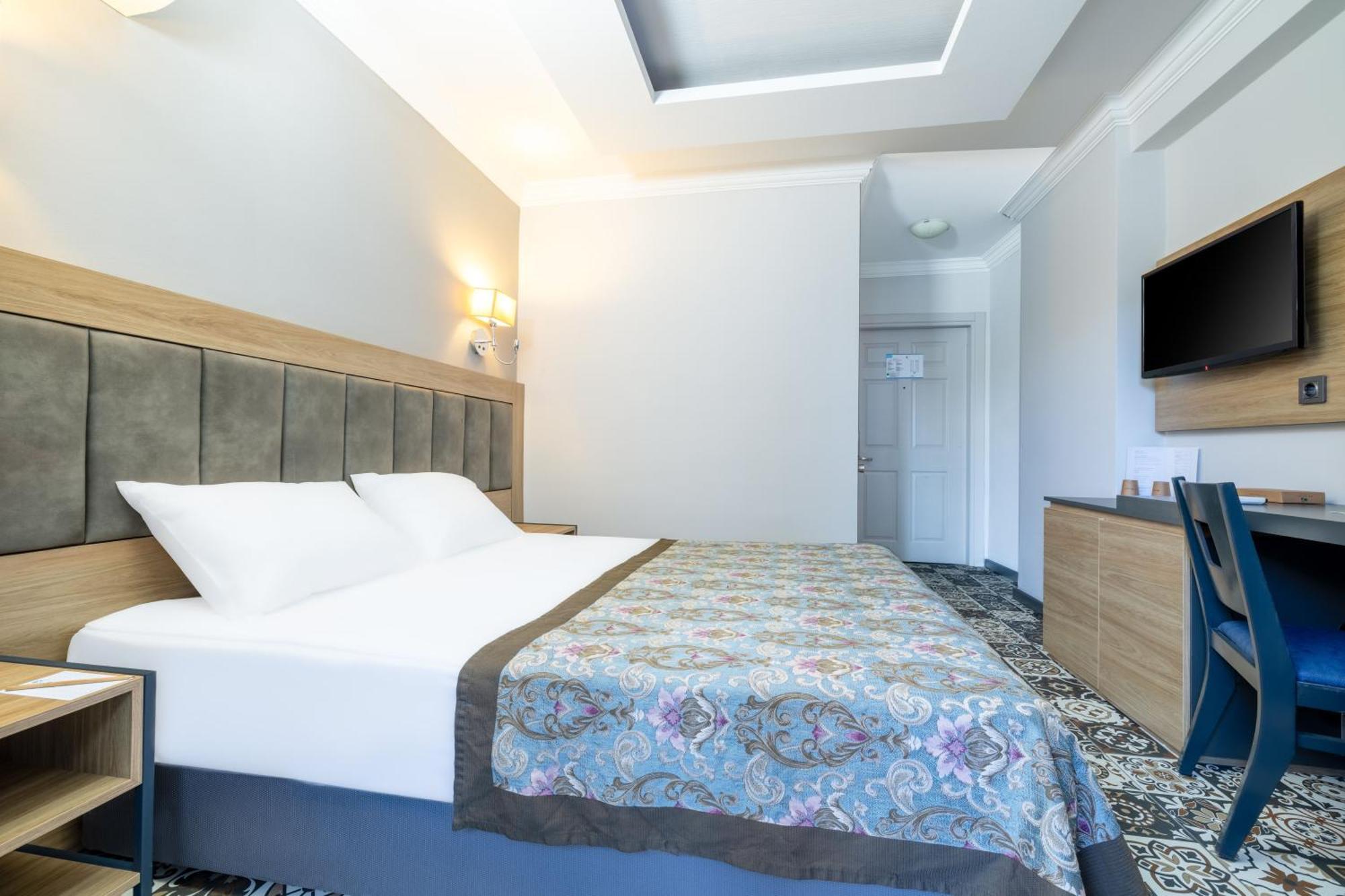 Crystal Aura Beach Resort & Spa Kemer Kültér fotó