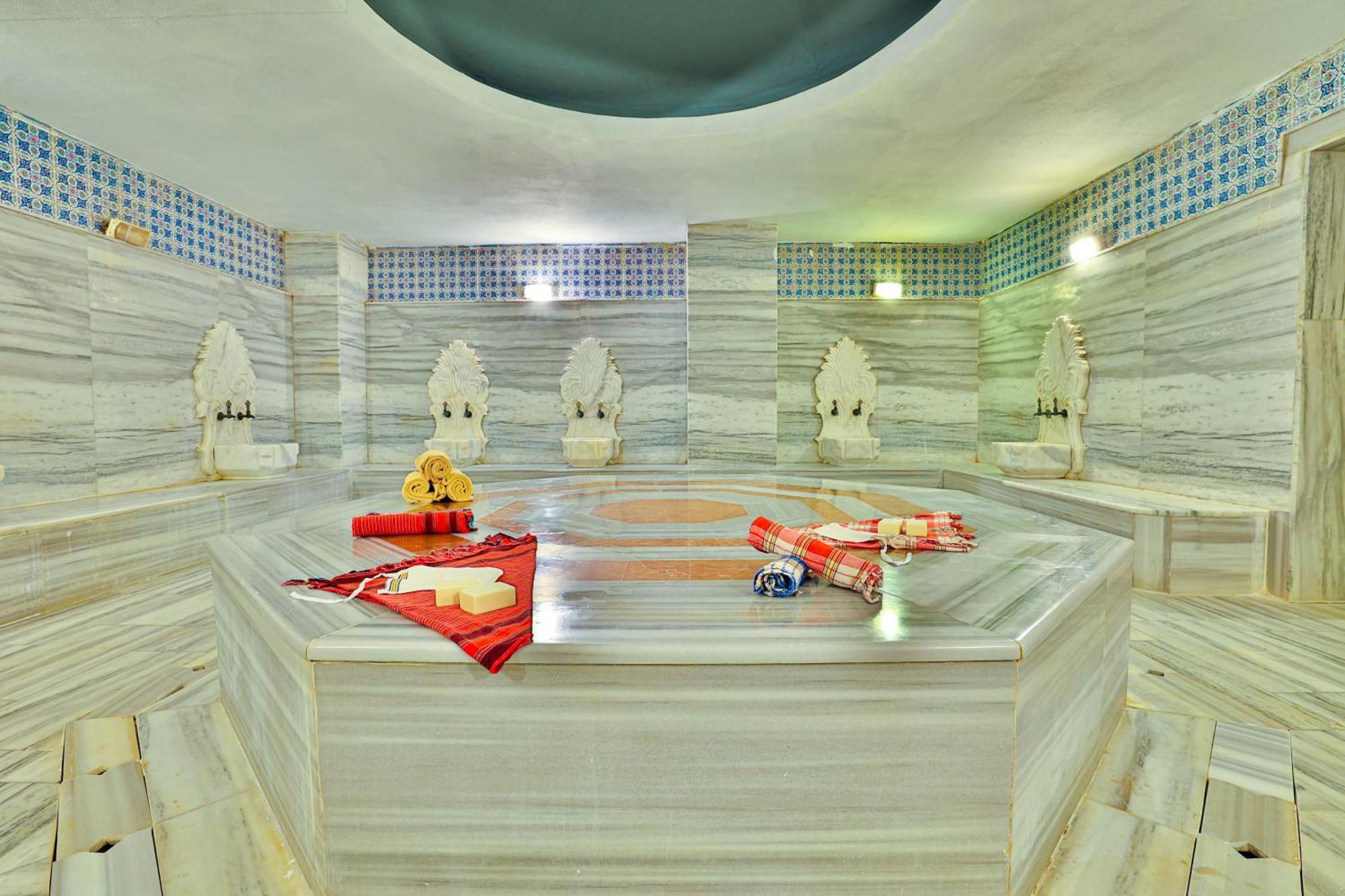 Crystal Aura Beach Resort & Spa Kemer Kültér fotó