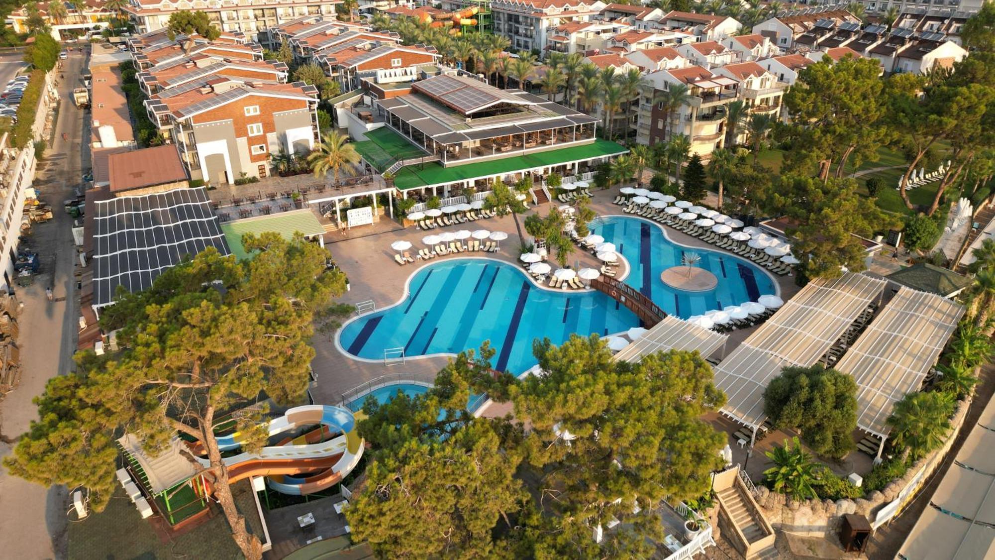 Crystal Aura Beach Resort & Spa Kemer Kültér fotó