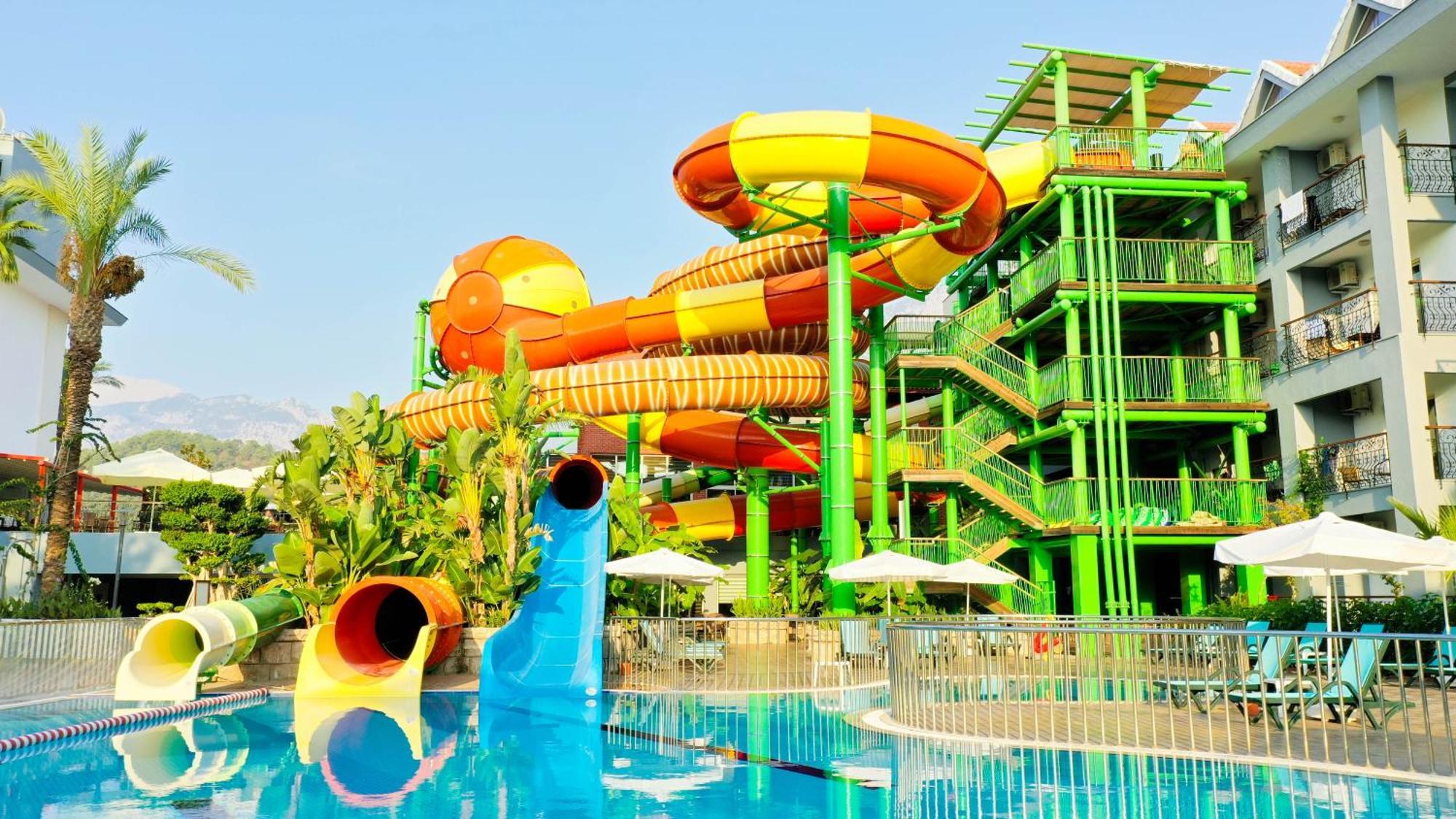 Crystal Aura Beach Resort & Spa Kemer Kültér fotó