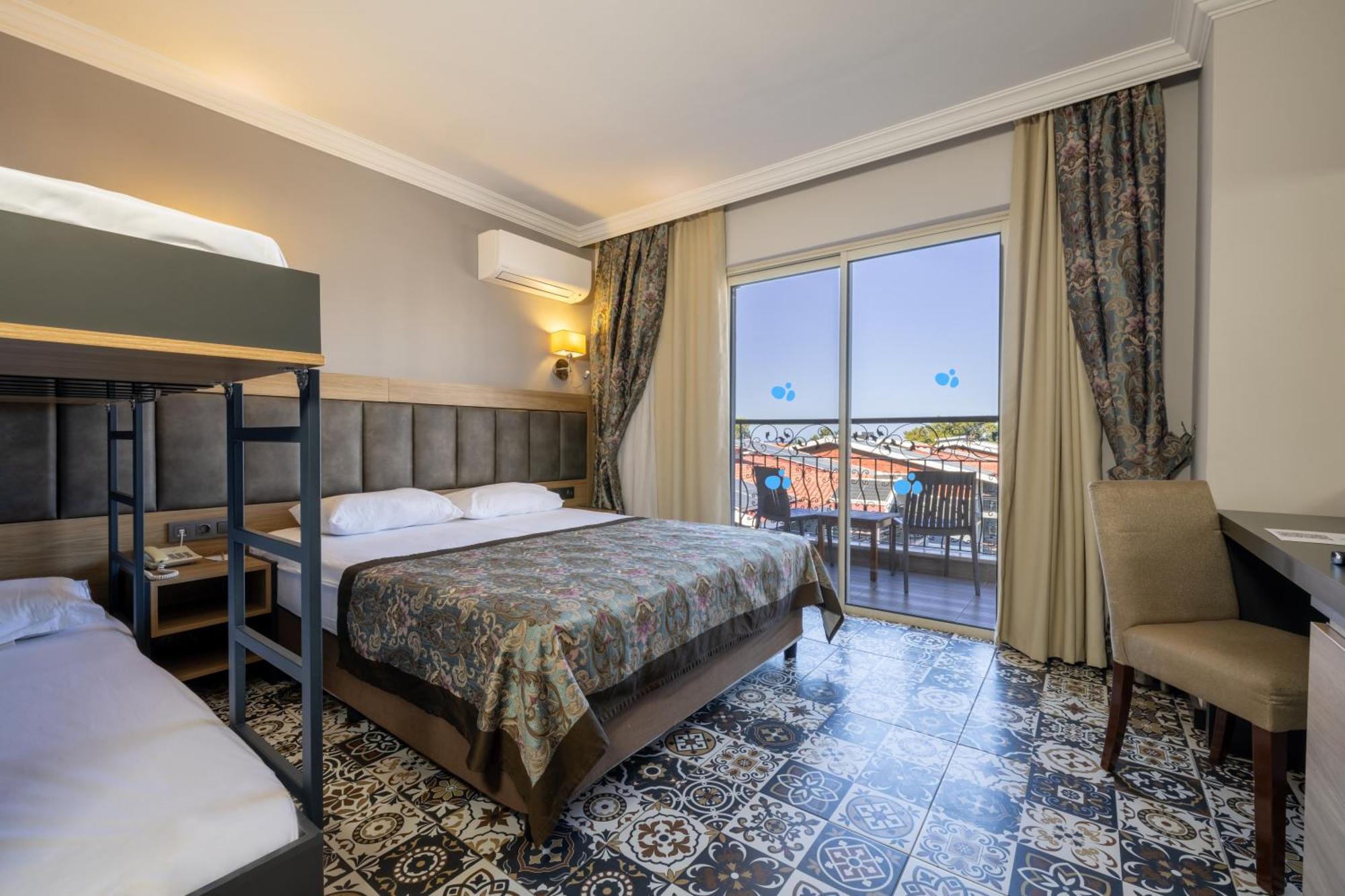 Crystal Aura Beach Resort & Spa Kemer Kültér fotó