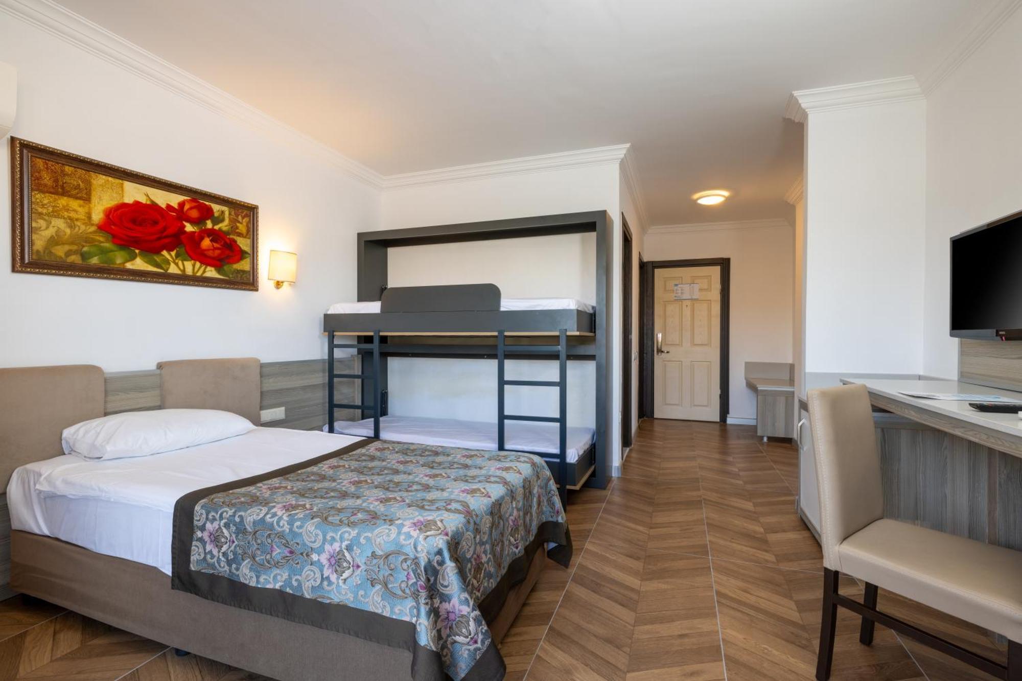 Crystal Aura Beach Resort & Spa Kemer Kültér fotó