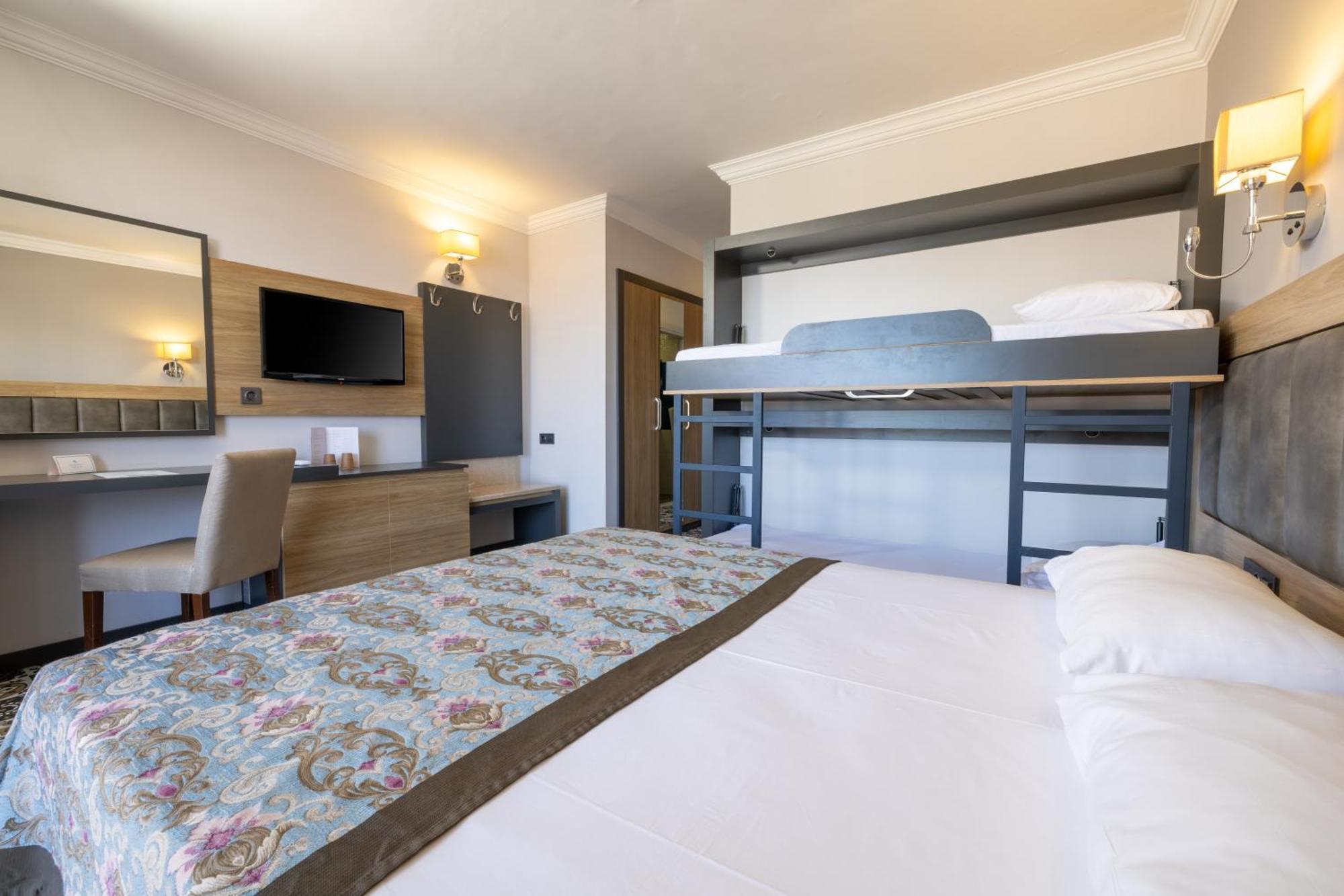 Crystal Aura Beach Resort & Spa Kemer Kültér fotó