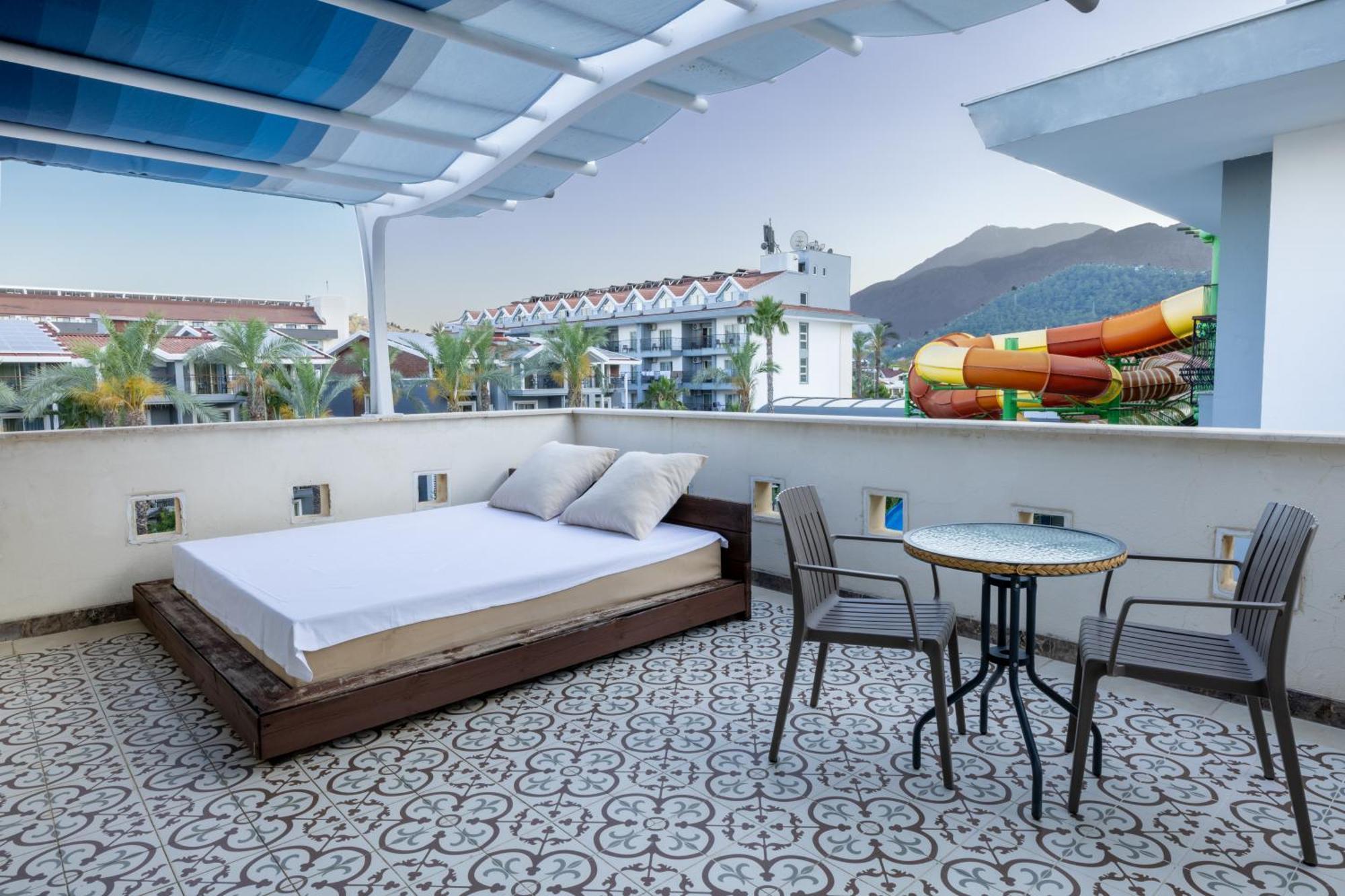 Crystal Aura Beach Resort & Spa Kemer Kültér fotó